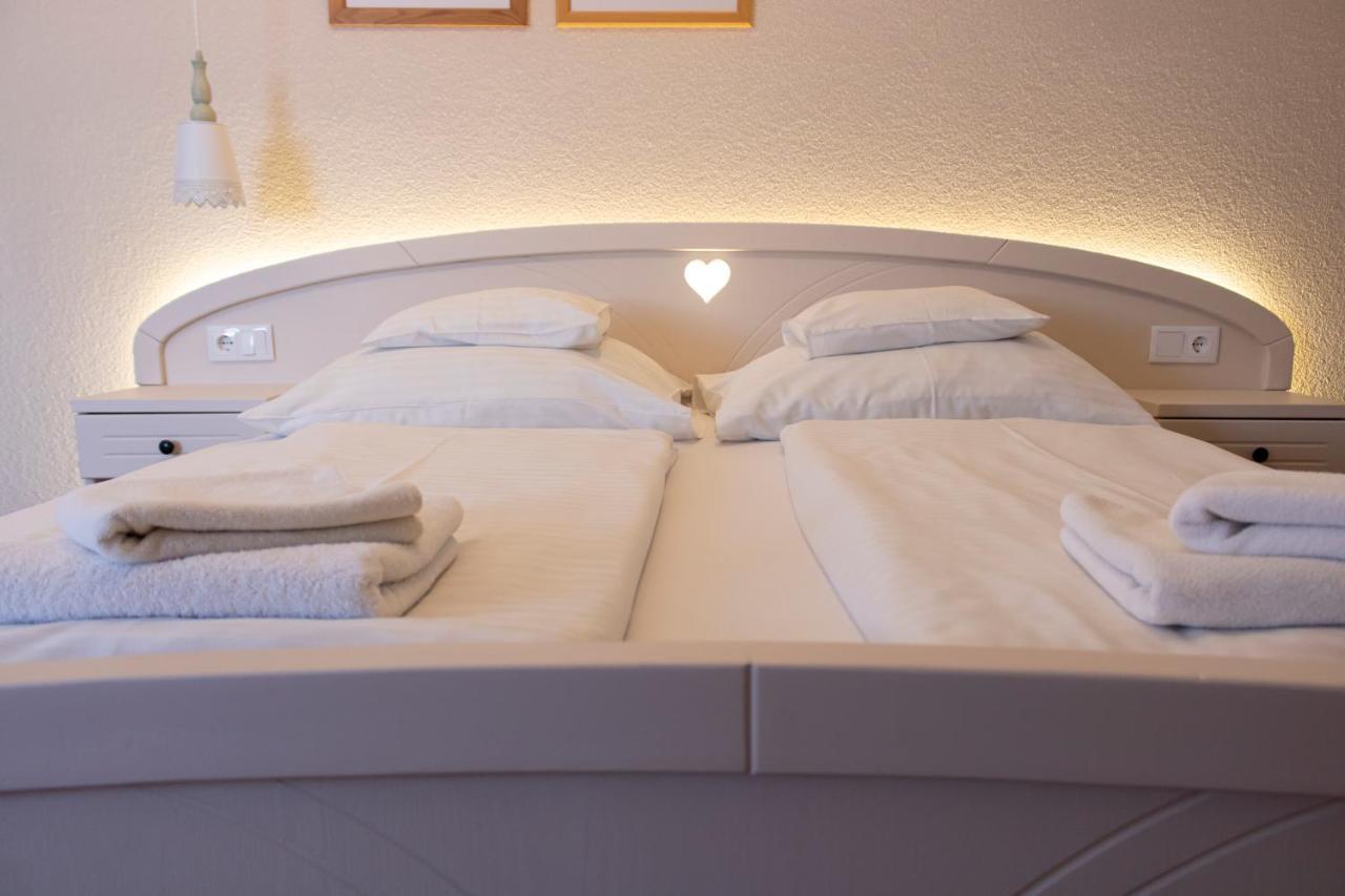 Tornácos Hotel - Hegykő Esterno foto