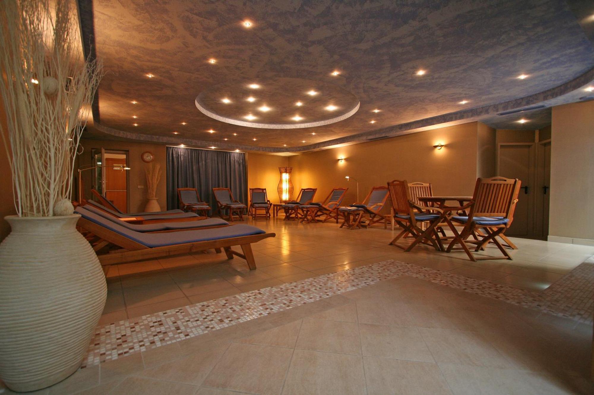 Tornácos Hotel - Hegykő Esterno foto