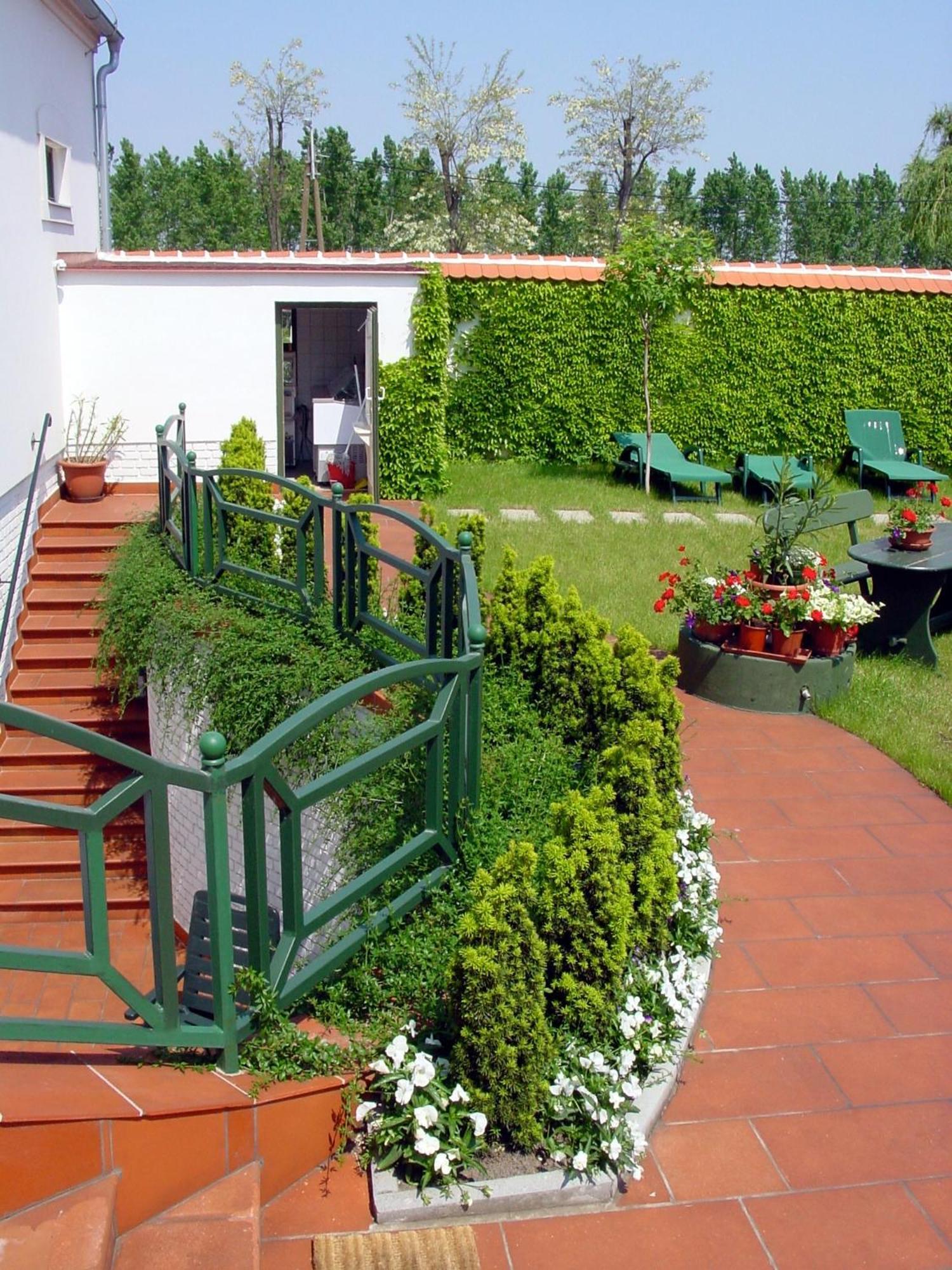 Tornácos Hotel - Hegykő Esterno foto