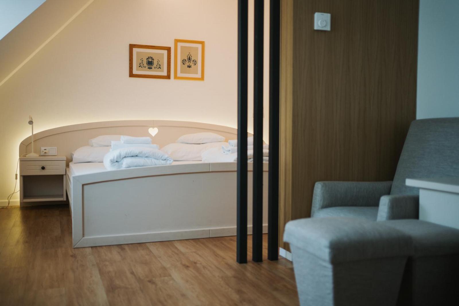 Tornácos Hotel - Hegykő Esterno foto