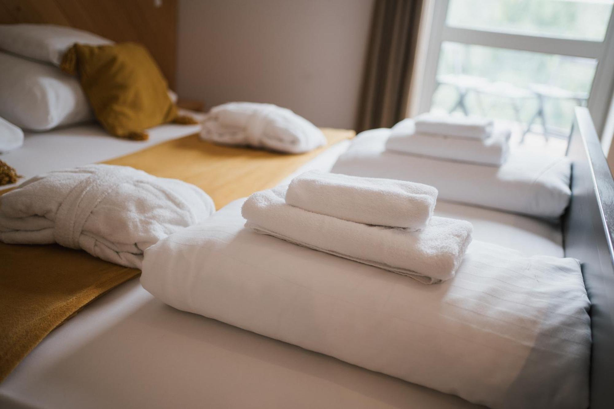 Tornácos Hotel - Hegykő Esterno foto